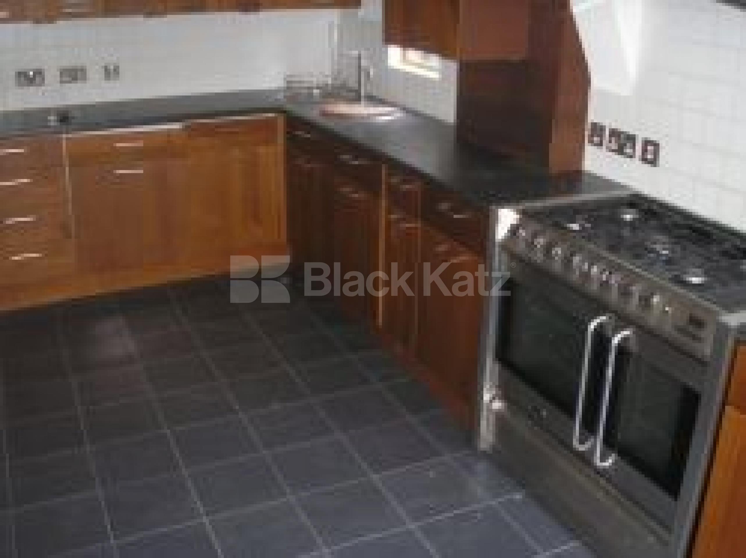 			3 Bedroom, 1 bath, 1 reception Terraced House			 Despard Road, ARCHWAY N19 N19